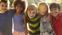 Foto einer Gruppe Kinder