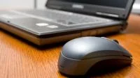 Computer und Maus