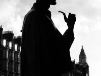 Sherlock Holmes-Silhouette vor dem britischen Barlament