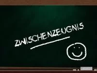 Tafel mit Aufschrift: Zwischenzeugnis