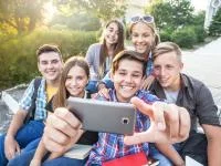 Selfie einer Gruppe Jugendlicher