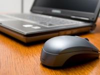Computer und Maus